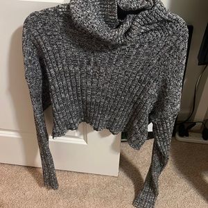 Crop Top Turtle neck sweater fashion nova